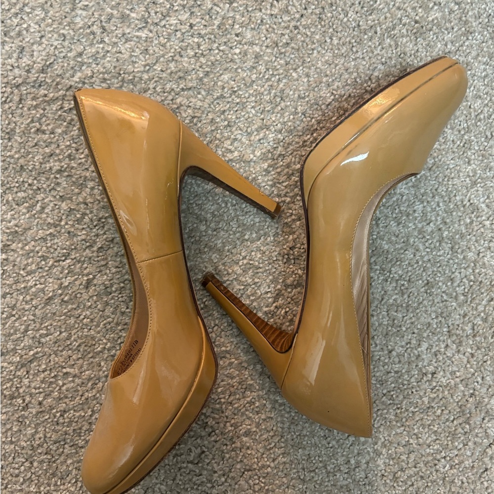 Cole Haan Glossy Tan Heels